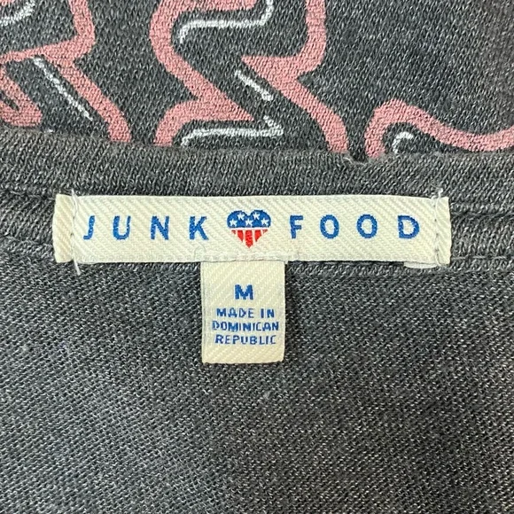 Junk Food Kiss Shirttail Band Tee Gray Size Medium - Picture 9 of 11